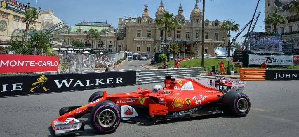 Transfer to Nice airport: Formula 1 Ferrari in front of the Monte-Carlo casino